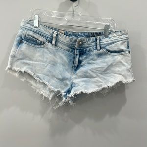 Daisy Duke jean shorts